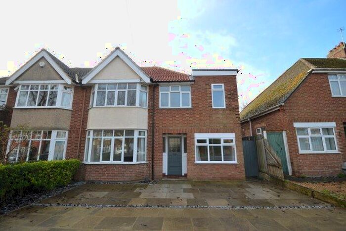 4 Bedroom Property To Rent In Gilbert Road, Cambridge, CB4