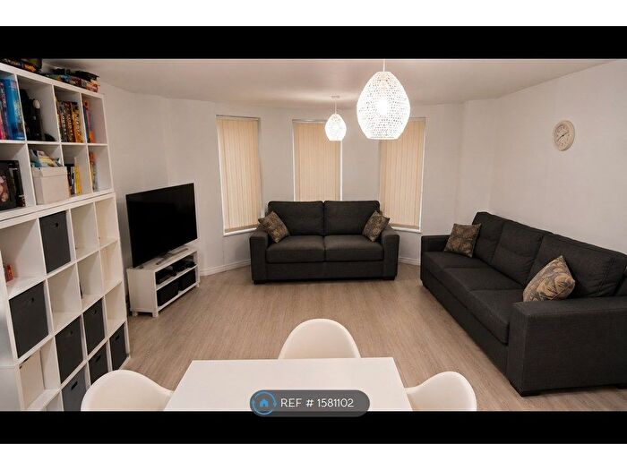 2 Bedroom Flat To Rent In Lochend Park View, Edinburgh, EH7