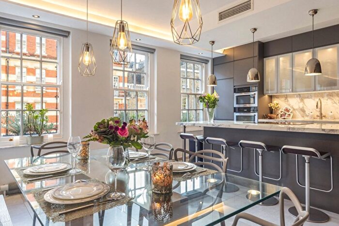 4 Bedroom Flat To Rent In Seymour Street, Bayswater, London, W2