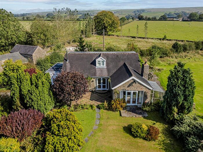 4 Bedroom Detached House For Sale In School Lane, Bradnop, Staffordshire, ST13