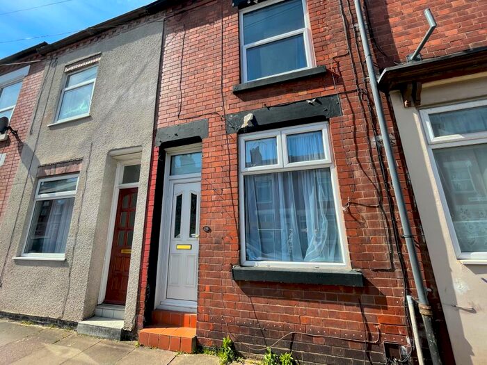 3 Bedroom Terraced House To Rent In Western Road, Leicester, LE3