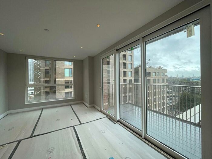 1 Bedroom Flat To Rent In Juniper Gardens, Gasholder Place, Oval Village, Kennington, SE11