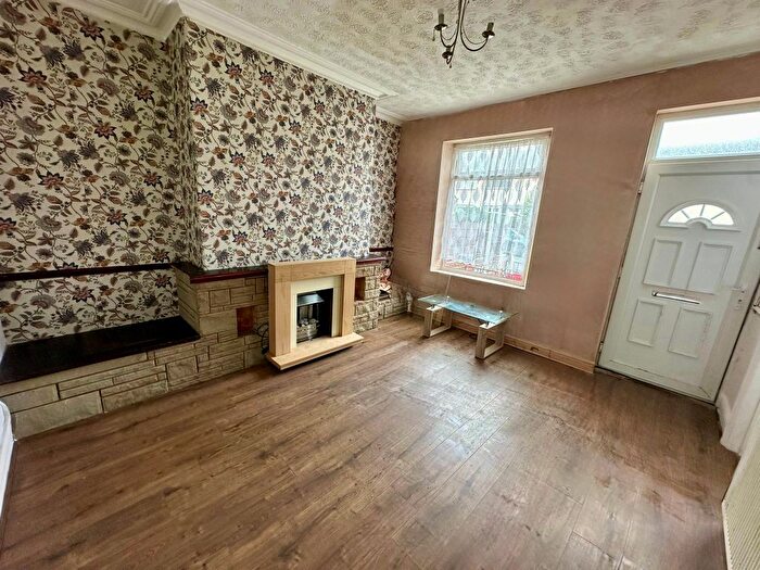 2 Bedroom Property To Rent In Clifton Grove, Leeds, LS9