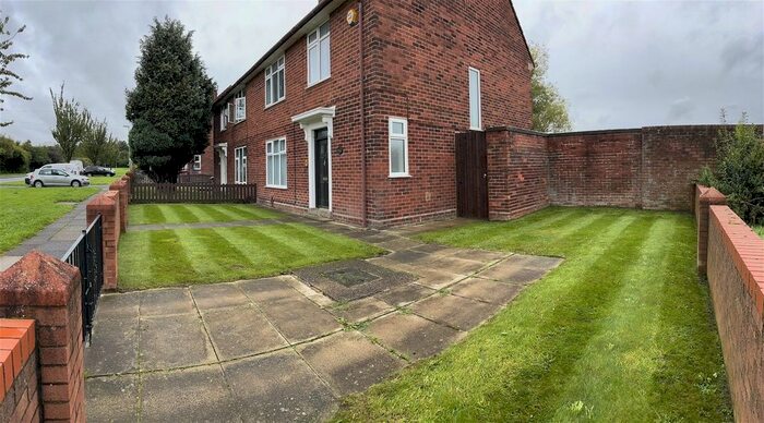 4 Bedroom Semi-Detached House To Rent In Stockbridge Lane, Liverpool, L36