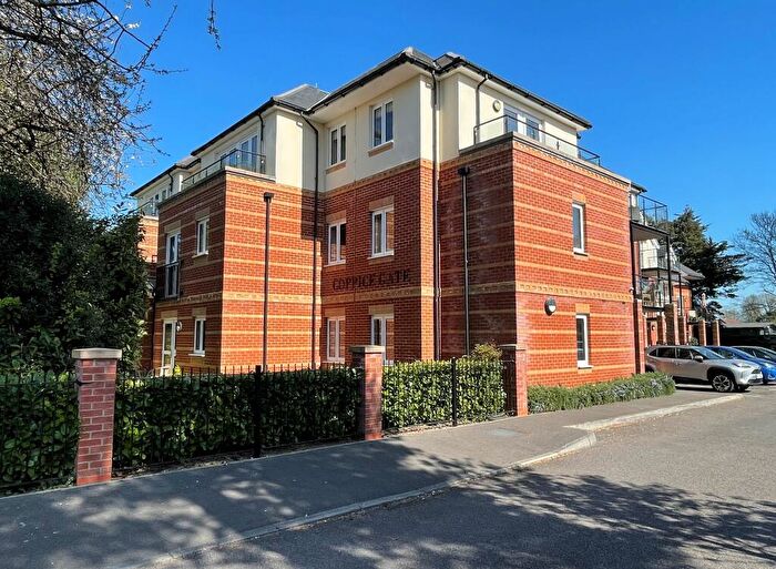 2 Bedroom Retirement Property For Sale In Beaulieu Road, Dibden Purlieu, SO45