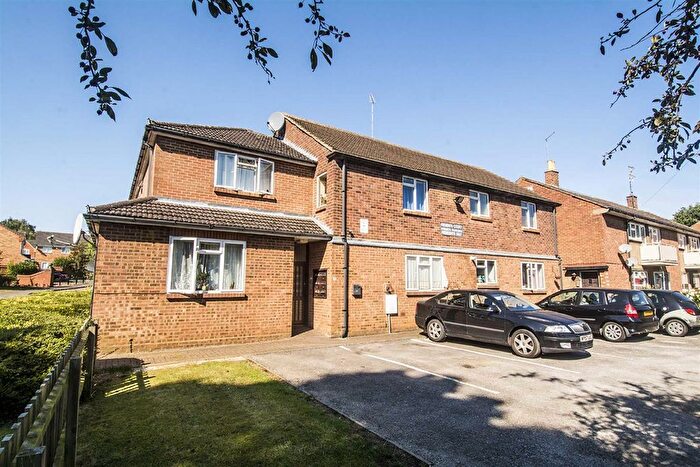 1 Bedroom Flat To Rent In Linden Avenue, Kettering, NN15