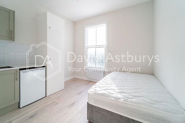 Studio To Rent In St. Georges Avenue, Tufnell Park, London, N7
