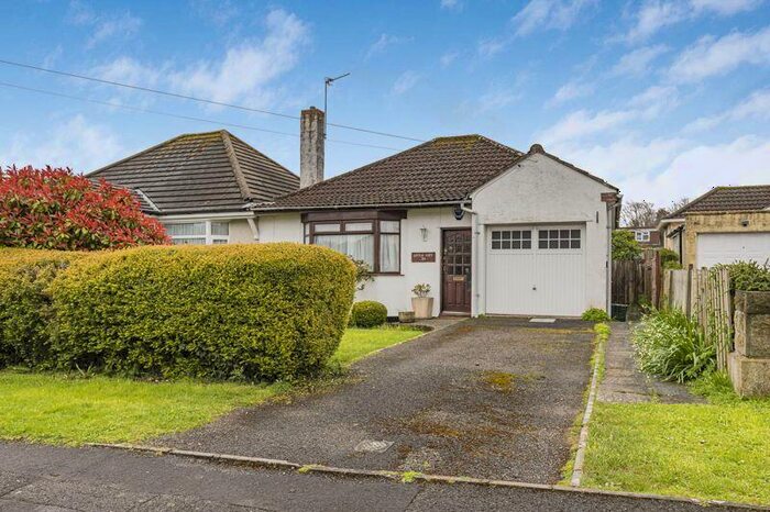 2 Bedroom Bungalow To Rent In Tyning Road, Saltford, BS31