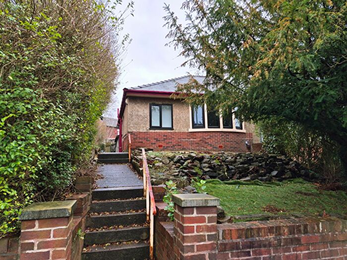 2 Bedroom Bungalow To Rent In Shear Brow, Blackburn, BB1