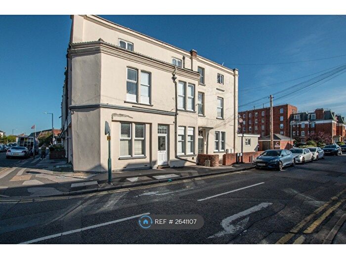 1 Bedroom Flat To Rent In Palmerston Road, Bournemouth, BH1