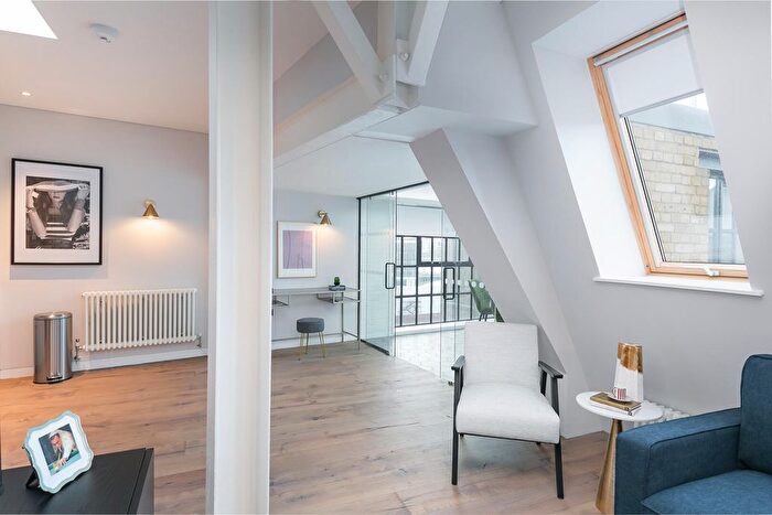 1 Bedroom Flat To Rent In Clink Street, London, SE1