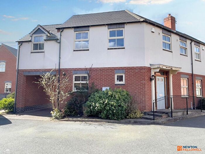 3 Bedroom Semi-Detached House For Sale In Bakers Field, Ibstock, LE67
