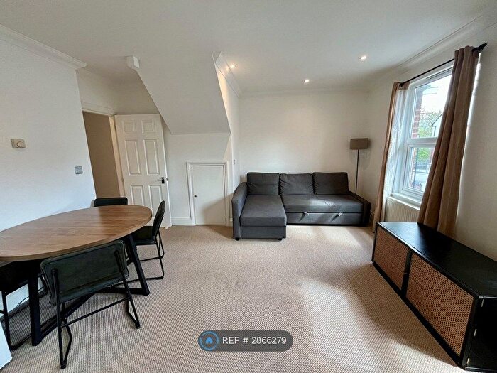 2 Bedroom Flat To Rent In Upper Richmond Road, London, SW15
