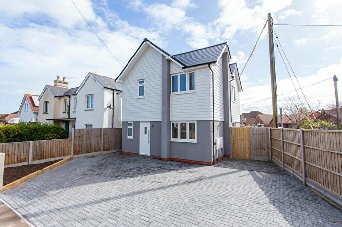 3 Bedroom Detached House For Sale In South Street, Whitstabe, Kent, CT5