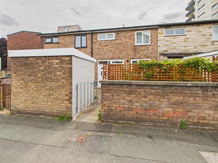 3 Bedroom Terraced House For Sale In St. Anne Street, Chester, CH1