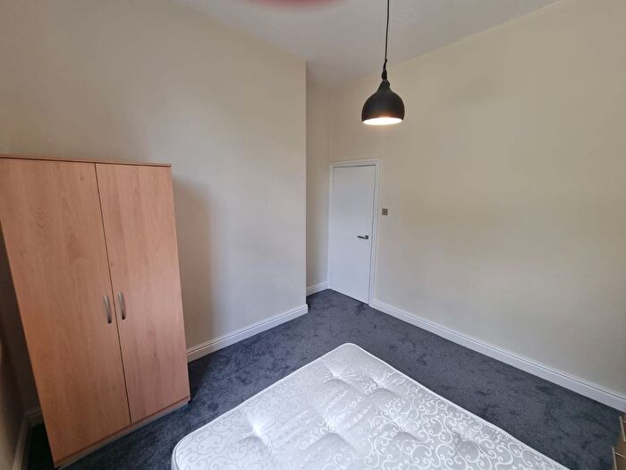 1 Bedroom Flat To Rent In Cavendish Road, London, NW6