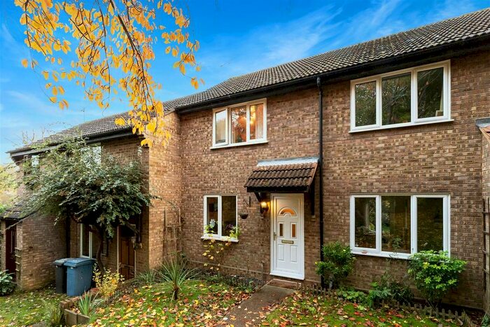 2 Bedroom Terraced House To Rent In Yew Tree Rise, Ipswich, IP8