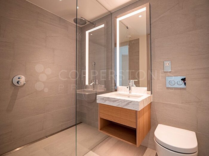 2 Bedroom Flat For Sale In Prospect Place, Battersea Power Station, London, SW8