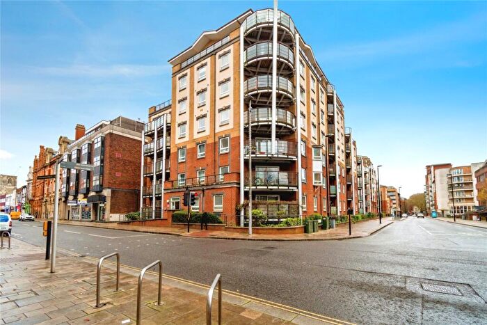 1 Bedroom Flat For Sale In Briton Street, Southampton, Hampshire, SO14