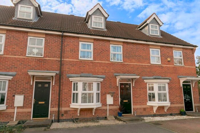 3 Bedroom Town House To Rent In The Fieldings, Sutton-In-Ashfield, NG17
