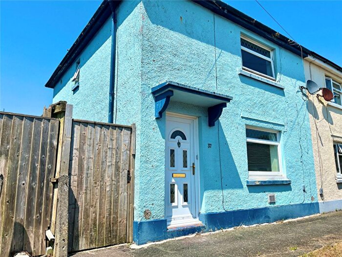 3 Bedroom Semi-detached House For Sale In Newell Hill, Tenby, Pembrokeshire, SA70
