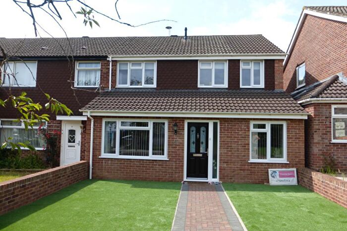 4 Bedroom End Of Terrace House To Rent In Romsey, SO51