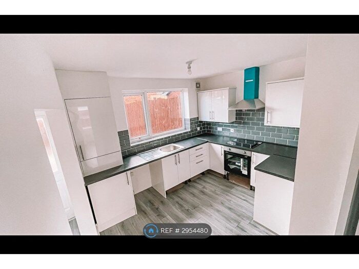 2 Bedroom Terraced House To Rent In Chatsworth Road, Rainhill, Prescot, L35