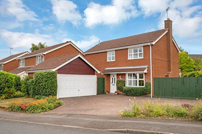 4 Bedroom Detached House For Sale In Edmonton Way, Oakham, LE15