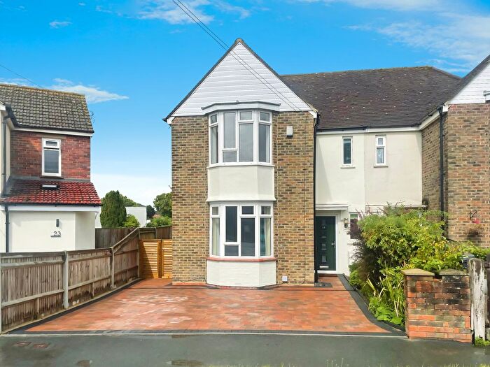 3 Bedroom Semi-detached House For Sale In Bostock Avenue, Horsham, RH12