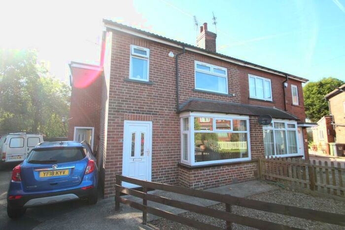 4 Bedroom Semi-Detached House To Rent In Claremont Crescent, Meanwood, LS6