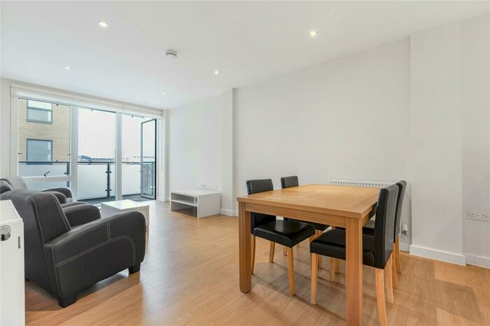 2 Bedroom Apartment To Rent In Boulcott Street, Limehouse, London, E1