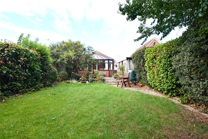 2 Bedroom Bungalow For Sale In Knightsway, Leeds, West Yorkshire, LS15