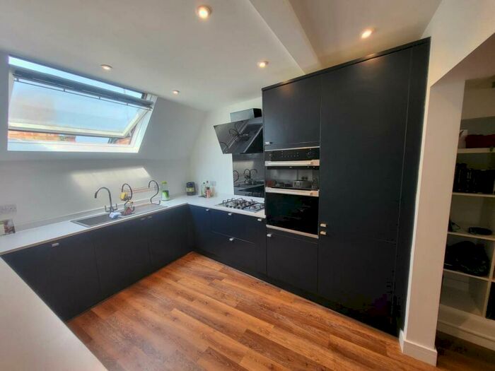 1 Bedroom Flat To Rent In Sun Street, Baldock, SG7