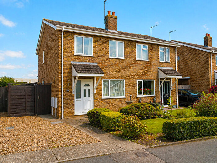 2 Bedroom Semi-Detached House For Sale In Nene Meadows, Sutton Bridge, PE12