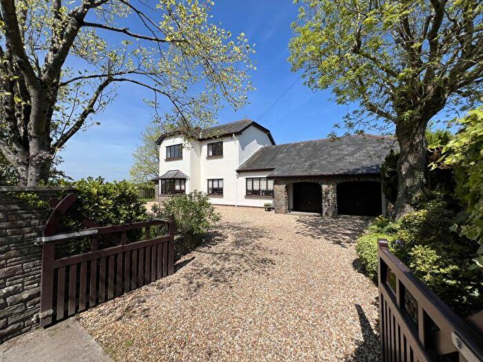 4 Bedroom Detached House For Sale In Troed-Y-Rhiw, Llanild, CF35