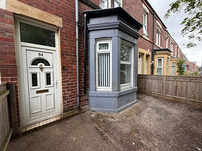 2 Bedroom Flat To Rent In Holly Avenue, Wallsend, NE28