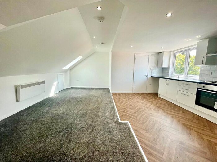 Studio To Rent In Blackfen Road, Sidcup, Kent, DA15