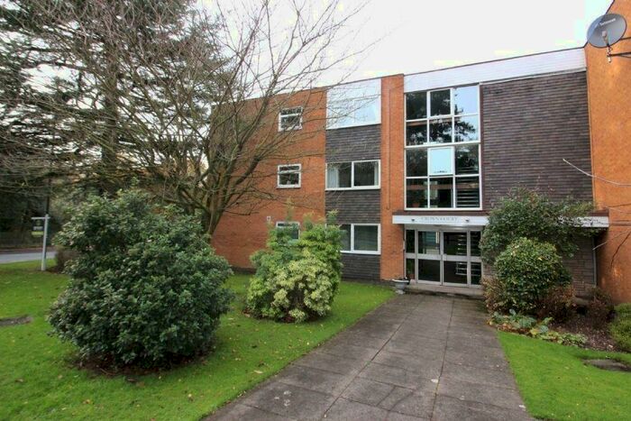 2 Bedroom Flat To Rent In Flat, Crown Court, Crown Lane, Sutton Coldfield, B74