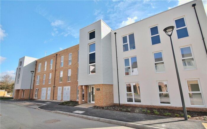 2 Bedroom Flat To Rent In Melrose Apartments, Hawker Drive, Addlestone, Surrey, KT15