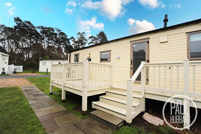 2 Bedroom Chalet For Sale In Avonmore, Tingdene, North Denes Holiday Park, NR32