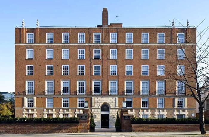 2 Bedroom Flat To Rent In Abbey Road, London, NW8