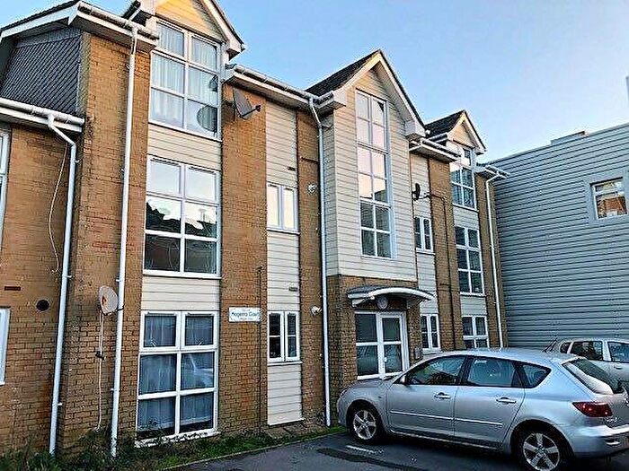 2 Bedroom Flat To Rent In Winton, BH9