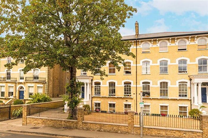 1 Bedroom Flat To Rent In Nightingale Mansions, Balham, SW12