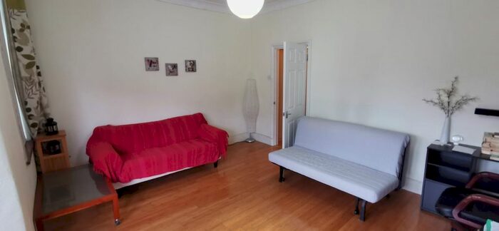 1 Bedroom Flat To Rent In Shelbourne Road, London, N17