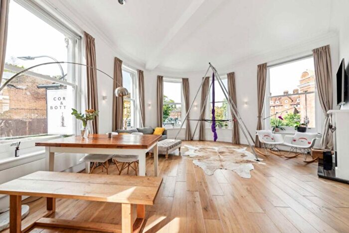 2 Bedroom Flat For Sale In Fleet Road, London, NW3