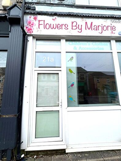 1 Bedroom Flat To Rent In A High Street, Fleur De Lis, Blackwood, NP12