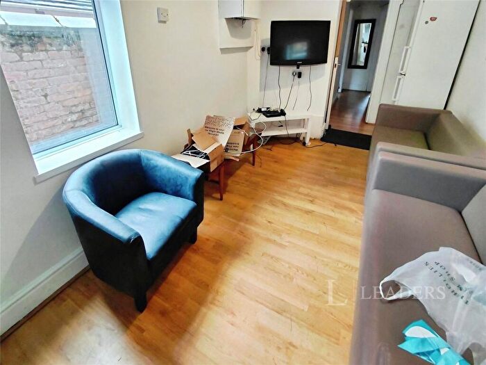 6 Bedroom Terraced House To Rent In Standish Road, Manchester, M14