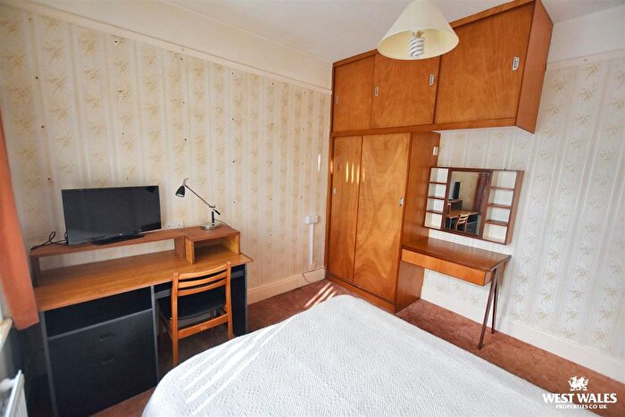 2 Bedroom Detached Bungalow For Sale In Hayston Avenue, Hakin, Milford Haven, SA73