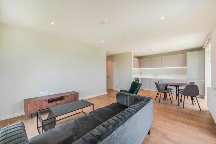 2 Bedroom Flat To Rent In Windlass Apartments, London N17