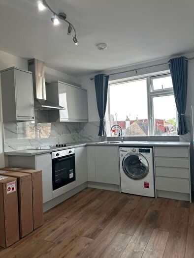 2 Bedroom Flat To Rent In A Eastcote Lane, Harrow, HA2